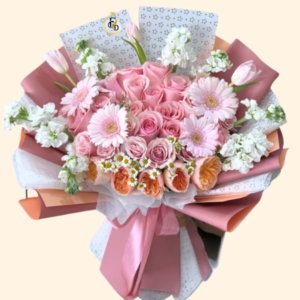 Elegante Ramo con Flores Rosado Pastel