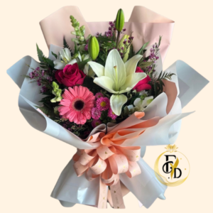 Delicado Ramo con Flores Silvestres