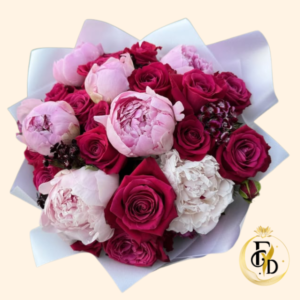 Rosas Fucsias y Peonias en Ramo